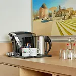 Hotel H+