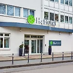 H+ Hotel 4*