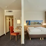 Hotel H+ 4*
