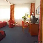 H+ Hotel 4*