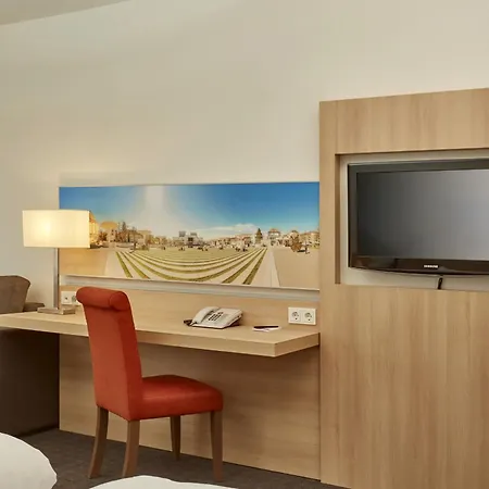 فندق إتش+ دارمستات 4*