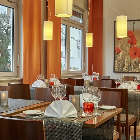 إتش+ دارمستات فندق دارمشتاد