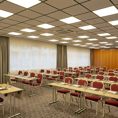 فندق إتش+ دارمستات 4*