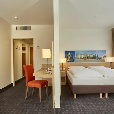 فندق إتش+ دارمستات 4*