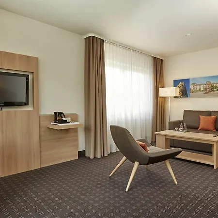 إتش+ دارمستات فندق دارمشتاد