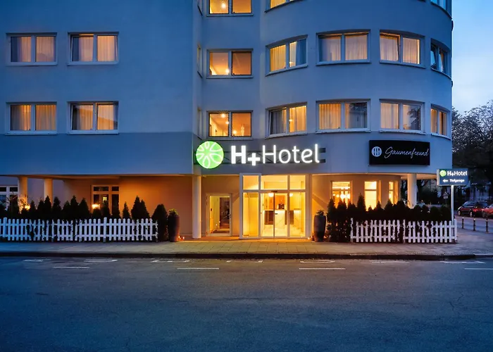 Otel H+ 4*